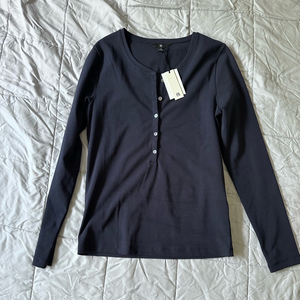 NWT Banana Republic long sleeve refined Henley tee navy blue size S